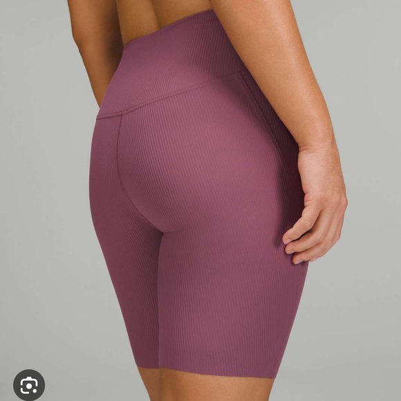 Base Pace High-Rise Ribbed Short 8" - Picture 2 of 5